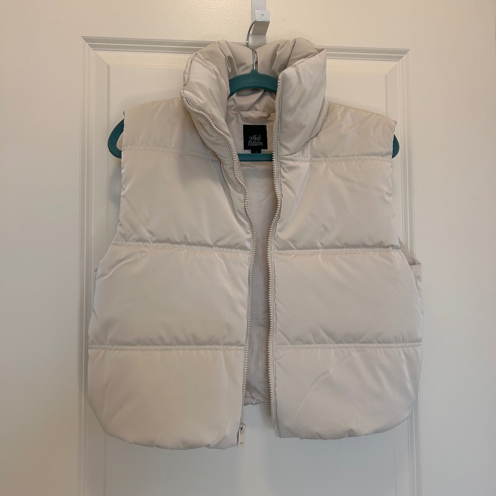 Wild Fable Women's Iridescent Cropped Puffer Vest